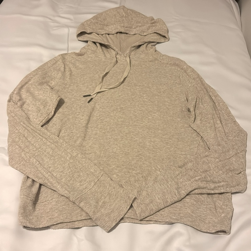 Evereve | Cream Long Sleeve Hoodie